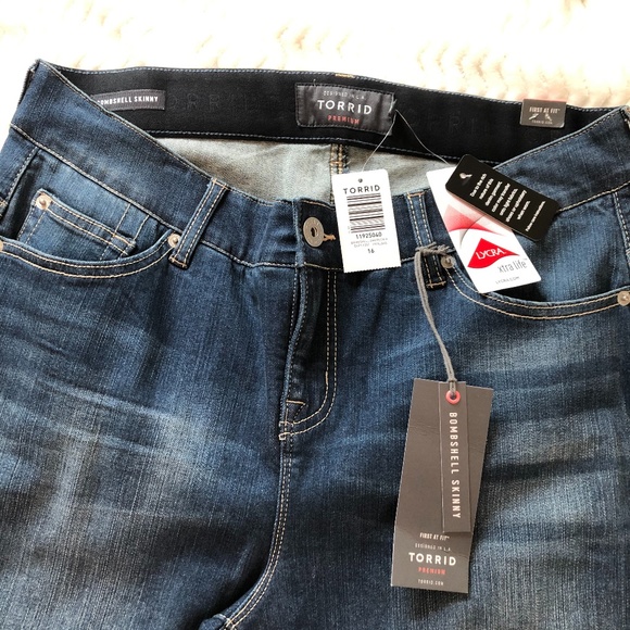 Torrid Bombshell Skinny Jean Premium Dark Wash - Picture 10 of 12